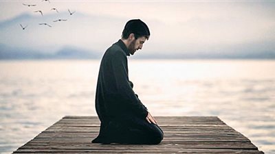 حكم من قام في صلاة النافلة سهوًا إلى الركعة الثالثة