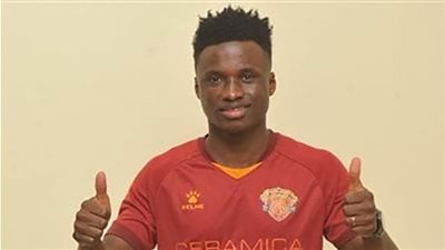 سيراميكا يضم لاعب منتخب غانا ايفانز منساه 3 مواسم