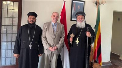 تفاصيل زيارة أسقف الأقباط بإفريقيا لسفير مصر في زيمبابوي