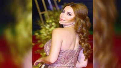 شاهد.. نسرين طافش تستعرض أنوثتها بفيديو جريء