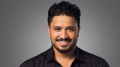 ضمن احتفالات 6 أكتوبر.. مصطفى حجاج يعلق على غنائه أمام الرئيس