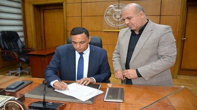 محافظ الدقهلية يقرر النزول بتنسيق القبول للصف الأول الثانوي إلى 242 درجة بدلا من 244 درجة