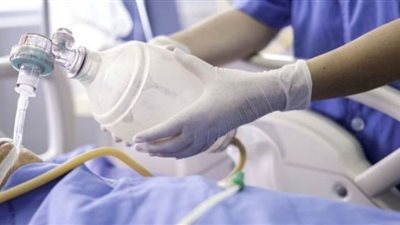 علماء أسبان يحددون العامل الرئيسى للبقاء على قيد الحياة عند الإصابة الشديدة بكورونا