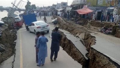 زلزال بقوة 5.7 على مقياس ريختر يضرب ولاية بلوشستان الباكستانية(فيديو)