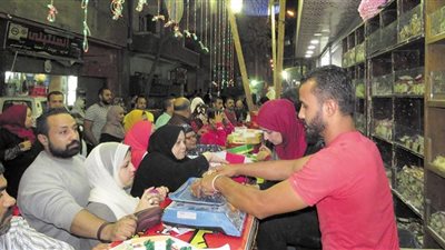 ارتفاع طفيف فى أسعار حلوى المولد