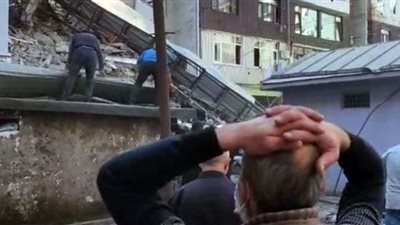 عاجل.. لحظة انهيار مبنى سكني في مدينة باتومي الجورجية