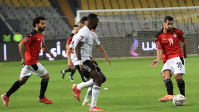 عمر مرموش يسجل هدف التقدم لمنتخب مصر ضد ليبيا