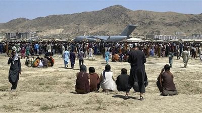 مئات من الأطباء الأفغان يُطالبون برواتب 14 شهرًا غير مدفوعة في كابول