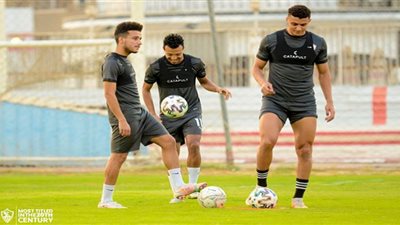 مران الزمالك.. كارتيرون يُخصص فقرات تدريبات فنية للاعبين