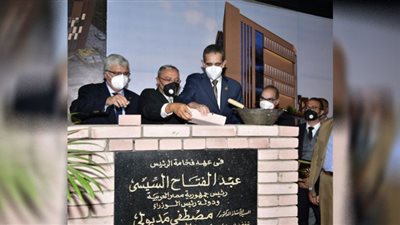 محافظ الغربية ورئيس جامعة طنطا يضعان حجر أساس المستشفى الجامعي التعليمي بالمحلة الكبري ٩٠٠٩٠٠