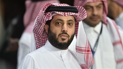تركي آل شيخ يعلن إقامة كأس ماردونا بين برشلونة وبوكا جونيورز في موسم الرياض