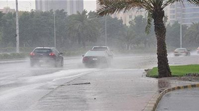 انتشار الخدمات الأمنية على الطرق بسبب الطقس السيء