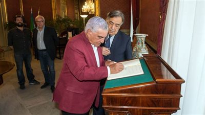 زاهي حواس يتفقد الكشف الأثري الجديد بمدينة باليرمو بإيطاليا