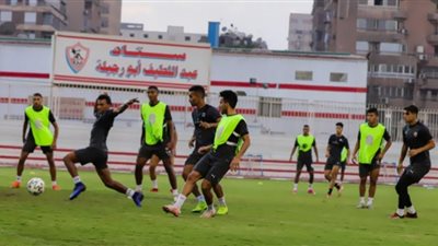 الزمالك يتدرب على ستاد كاساراني بالعاصمة نيروبي