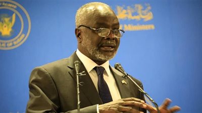 وزير المالية السوداني يشيد بالعلاقات القوية مع الامارات