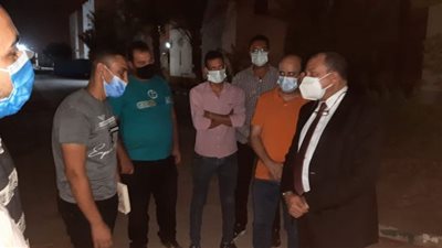 رئيس جامعة بني سويف يفاجئ المدن الجامعية ليلا ويطمئن على تسكين أبنائه الطلاب