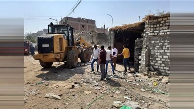 إزالة 28 حالة تعدي على أراضي زراعية وأملاك الدولة في أسيوط