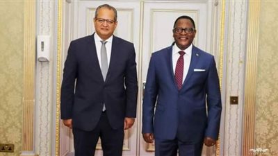 السفير المصري في ليلنجواي يُقدّم أوراق اعتماده إلى رئيس مالاوي