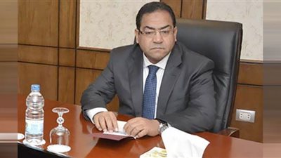 التنظيم والإدارة: تثبيت 54 متعاقدًا بديوان محافظة الجيزة و10 بتعليم الشرقية