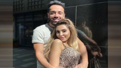 رامي جمال يعتذر لزوجته بعد رسالته في عيد ميلادها| رد مفاجئ منها (تفاصيل)