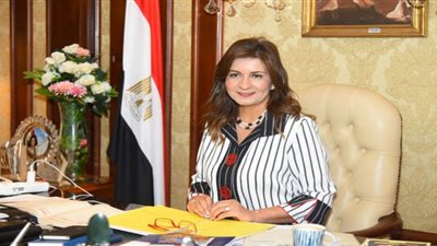 وزيرة الهجرة تهنئ سيدة مصرية بكندا لاختيارها ضمن أكثر شخصية تأثيراً في المجتمع الكندي
