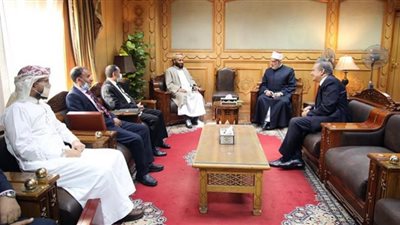 وزير الأوقاف اليمني : رسالة الأزهر حاضنة للفكر الوسطي المستنير وموجهة إلى الإنسانية