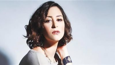 منة شلبي تتألق بـ 