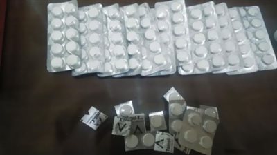 ضبط 30430 قرص أدوية مؤثرة في الحالة النفسية مهربة جمركيًا