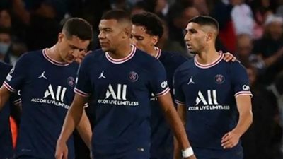 باريس سان جيرمان يتأخر بهدف أمام أنجيه في الشوط الأول