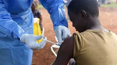 بدء حملة التطعيم ضد فيروس 