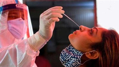 إيطاليا: مسحات مجانية لمن يتلقون جرعة كورونا