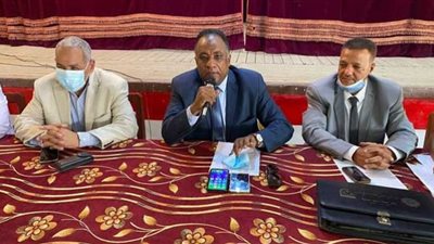 مدير عام تعليم نجع حمادي يطالب بسرعة تنفيذ أوامر الندب الصادرة للمعلمين لسد العجز