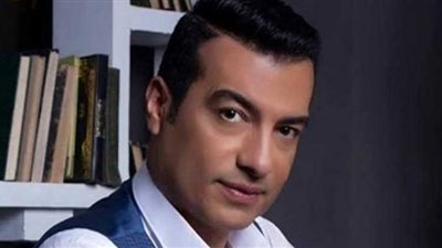 غدًا.. إيهاب توفيق يحتفل بالمولد النبوي الشريف في دار الأوبرا المصرية
