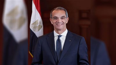 وزير الاتصالات من جيتكس 2021: التعاقد مع بيت خبرة عالمي لتطوير الإنترنت الثابت