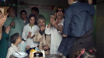 منتج فيلم ريش يرد على المنتقدين: العمل فني سينمائي وليس مقال سياسي (فيديو)