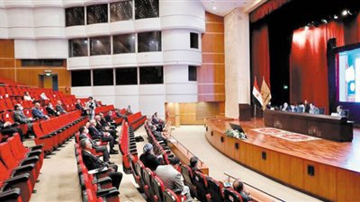 تطبيق قواعد المنح الدراسية المعمول بها فى الجامعات الأم