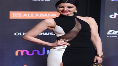 فيديو.. أروى: الهجوم على ملابس الفنانين في مهرجان الجونة غير منطقي
