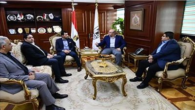رئيس جامعة بني سويف يستقبل وزير الشباب والرياضة لحضور اللقاء الحواري مع أبناء المحافظة والصعيد