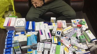 صحة القاهرة تضبط أدوية مغشوشة ومخدرة بمخزن تابع لمستشفي خاص بالمقطم