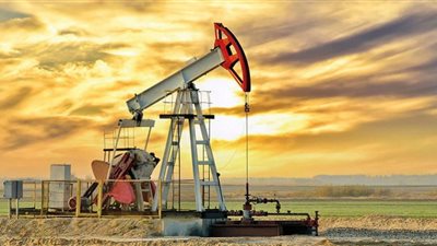 النفط يقترب من 85 دولارًا مع تقييم السوق لأزمة الطاقة