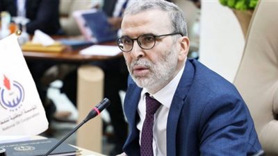 إعفاء مدير مؤسسة النفط مصطفى صنع الله من مهامه