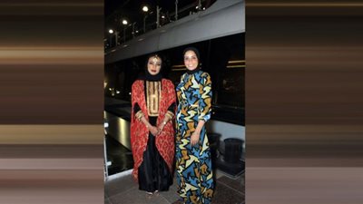 مصممة أزياء عمانية لـ الوفد: مزجت بين الأقمشة الحديثة والتقليدية لإحياء تراث بلدنا