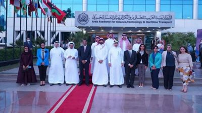وزير النقل السعودي يزور فرع الأكاديمية العربية بالقرية الذكية