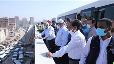 (صور) تفاصيل جولة وزير النقل بمواقع عمل تطوير الطريق الدائري