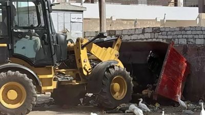 حملات للنظافة ورفع اﻹشغالات بقرى إطسا في الفيوم