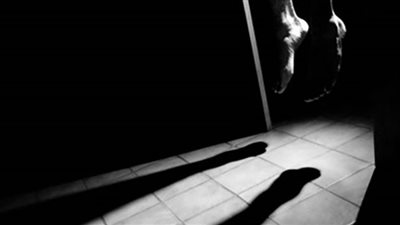 انتحار نجار لمروره بأزمة نفسية في الهرم