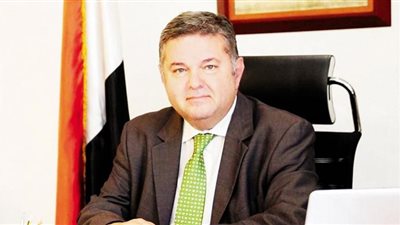 أقلية الحديد والصلب تسعى لإلغاء إبراء ذمة المجلس وإبطال قرارات عمومية الشركة