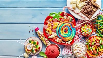 بدائل تغنيك عن تناول الحلويات بكثرة