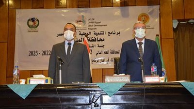 محافظ المنيا: الدولة جادة في تطوير الصعيد وأنتم رقباء على التنفيذ