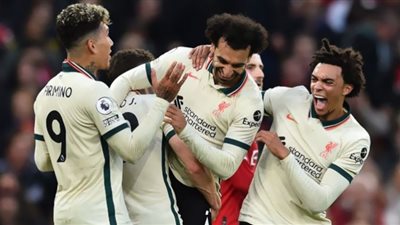 ليفربول يُذل مانشستر يونايتد بخماسية تاريخية على أولدترافورد بهاتريك محمد صلاح